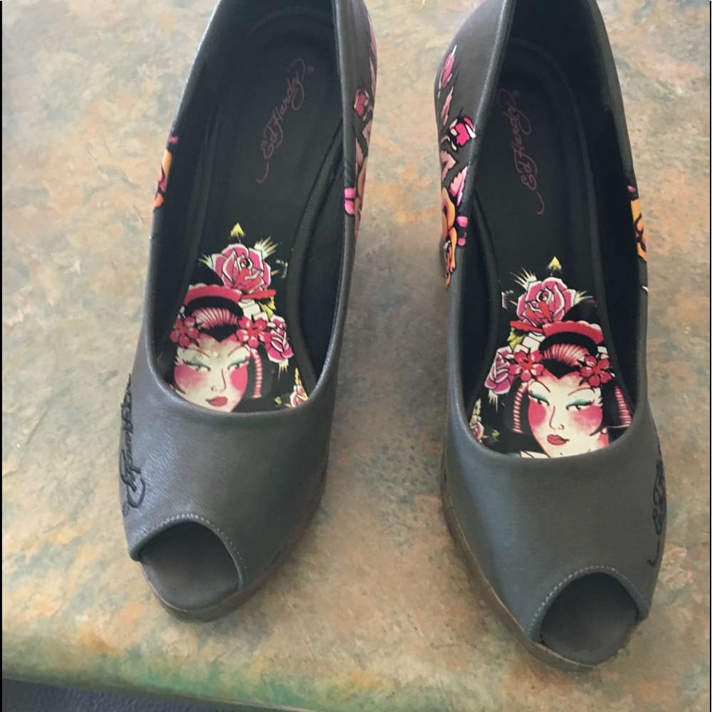 Ed hardy heals